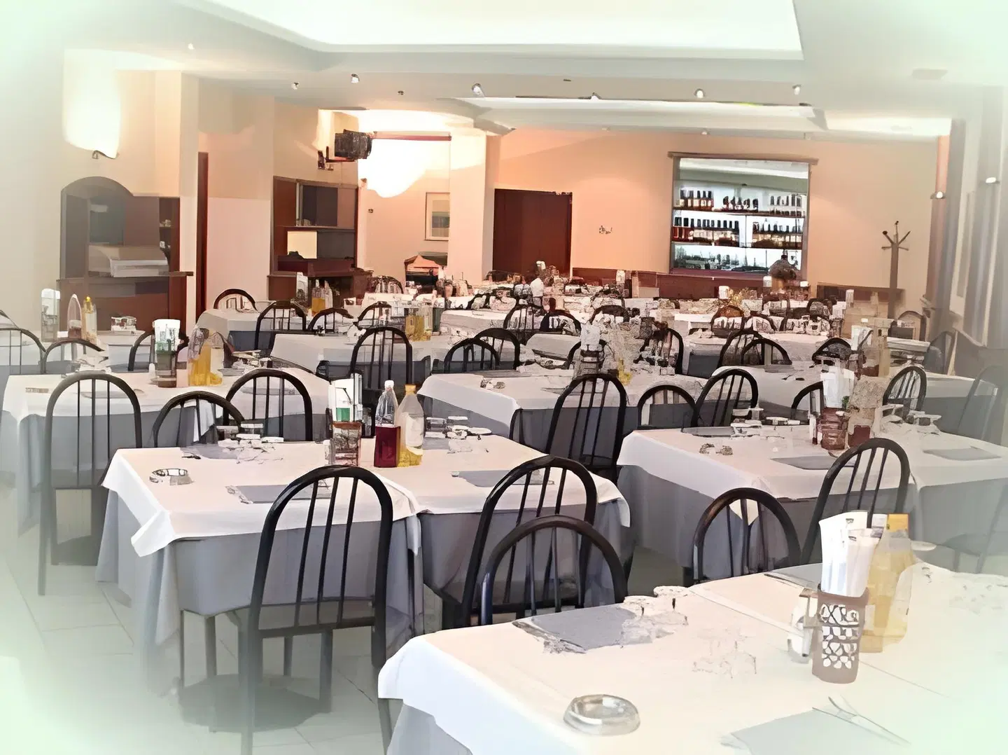 Daina Restaurant