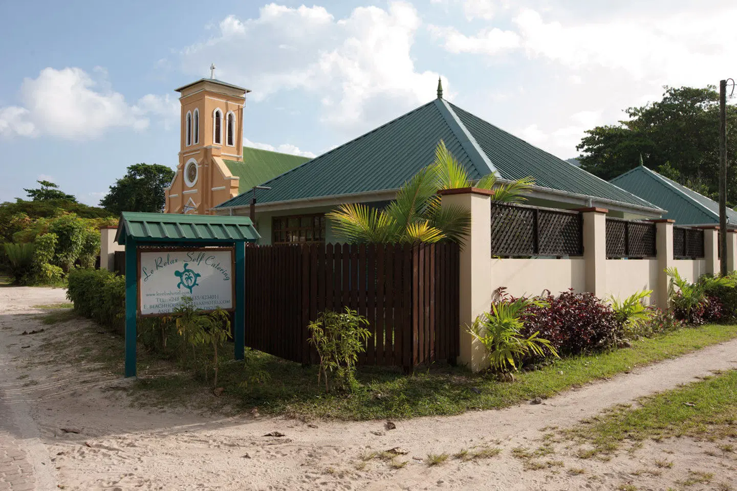 Le Relax Self-Catering EXTERIOR
