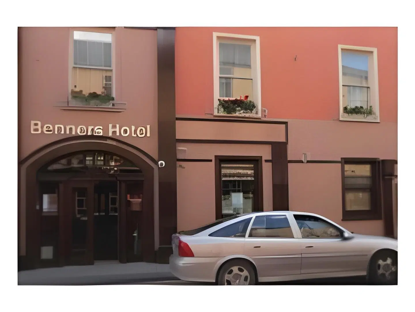 Benners Hotel EXTERIOR