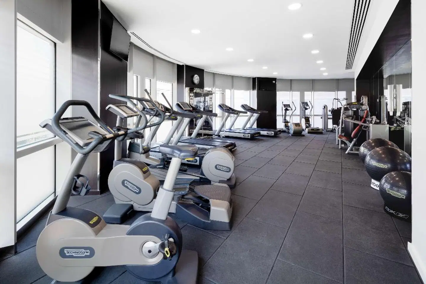 Radisson Blu Edwardian New Providence Wharf Hotel SPORTS_AND_LEISURE