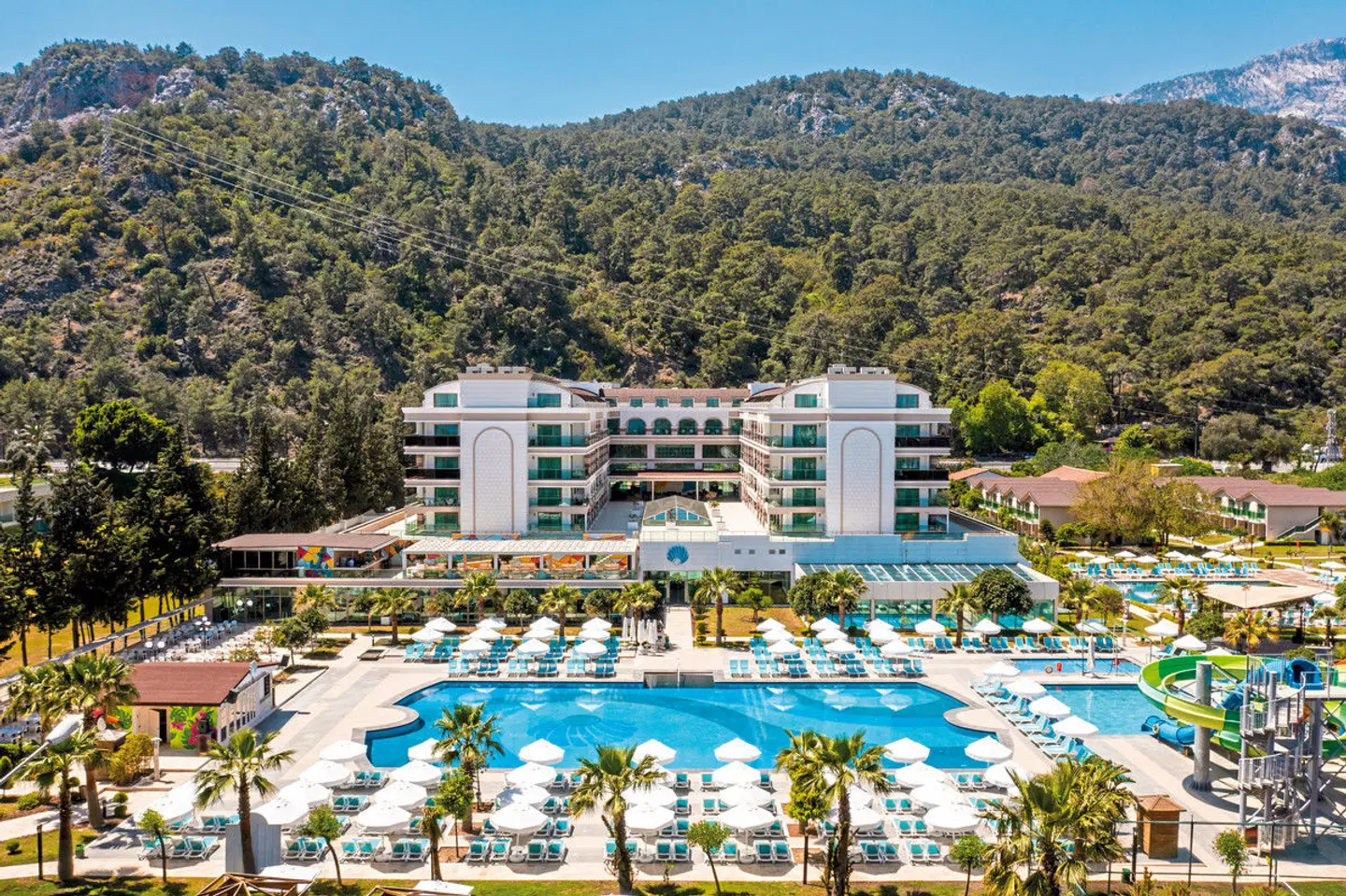 Dosinia Luxury Resort OUTDOOR_POOL
