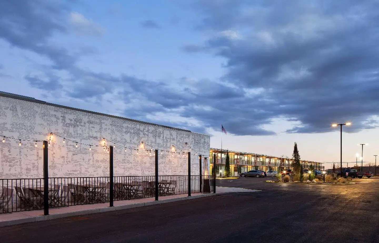 SCP Hotel Colorado Springs EXTERIOR