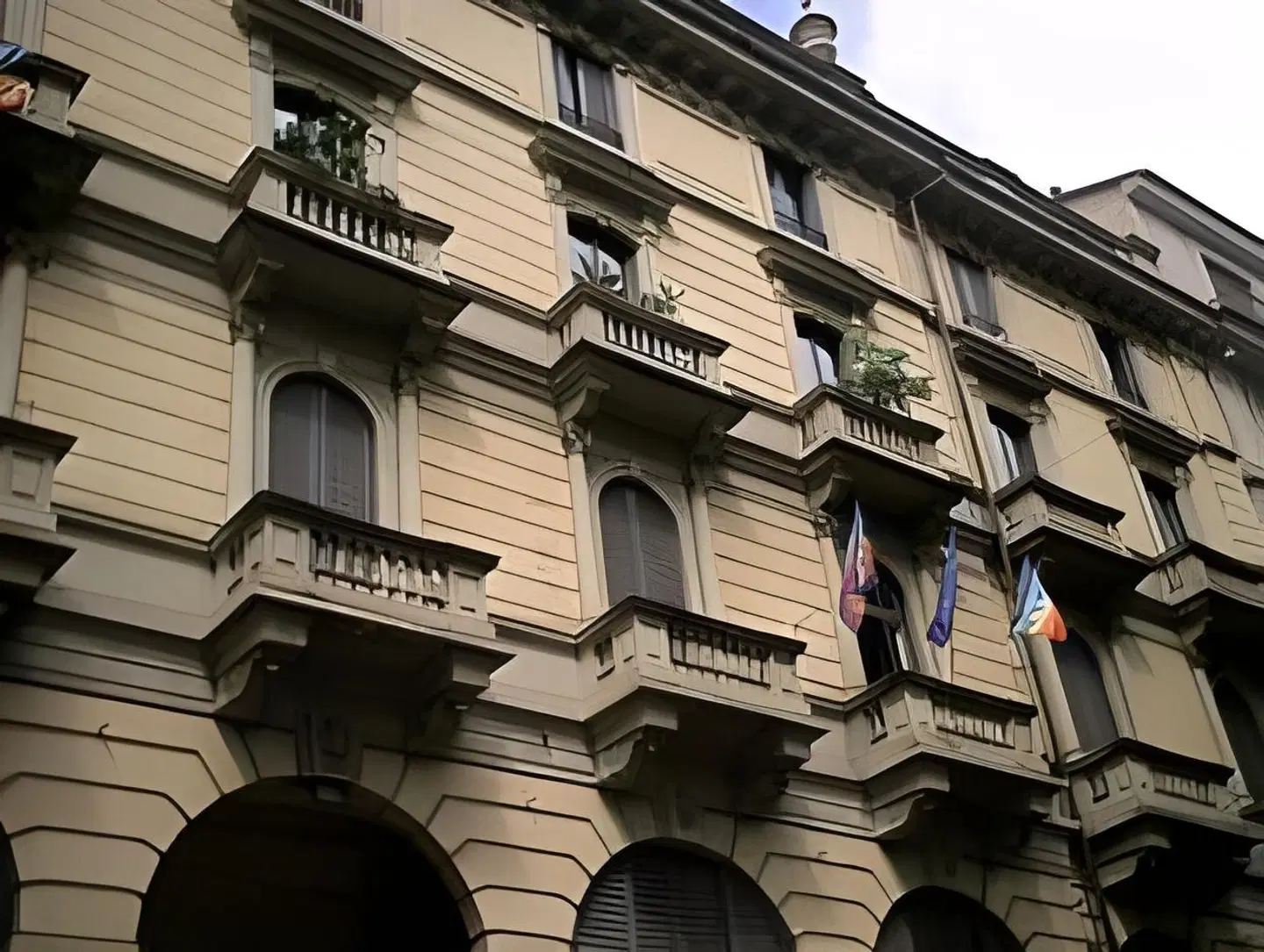 Atena EXTERIOR