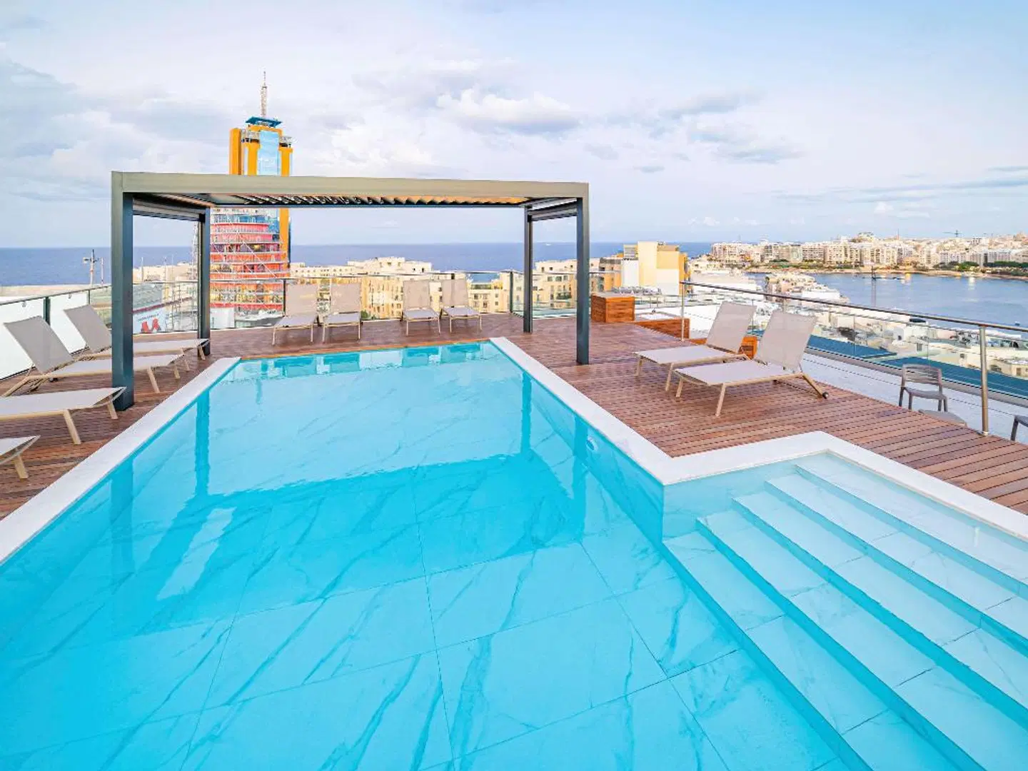 Mercure St. Julian's Malta OUTDOOR_POOL