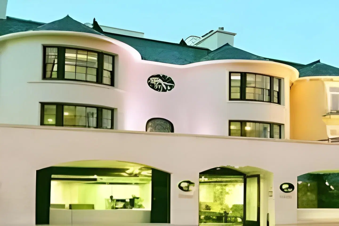 The Ross EXTERIOR