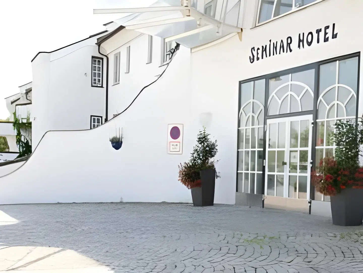 Seminarhotel Göttlesbrunn EXTERIOR