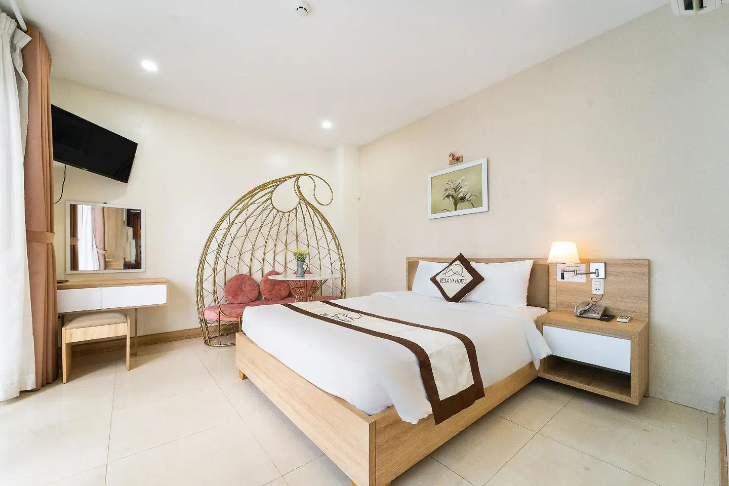 BELLA VT HOTEL ROOM_EXAMPLE