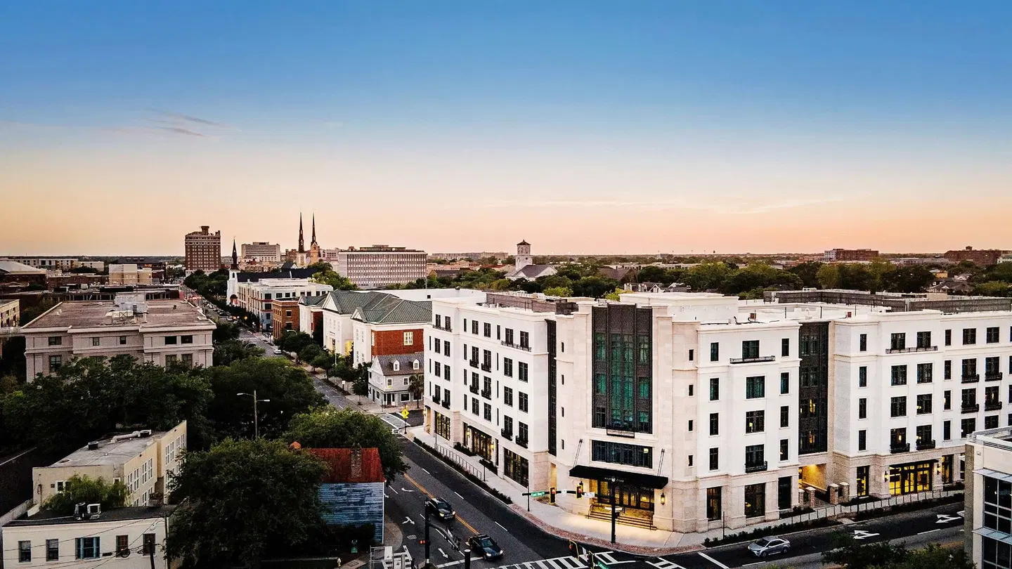 Liberty Place Charleston by Hilton Club EXTERIOR