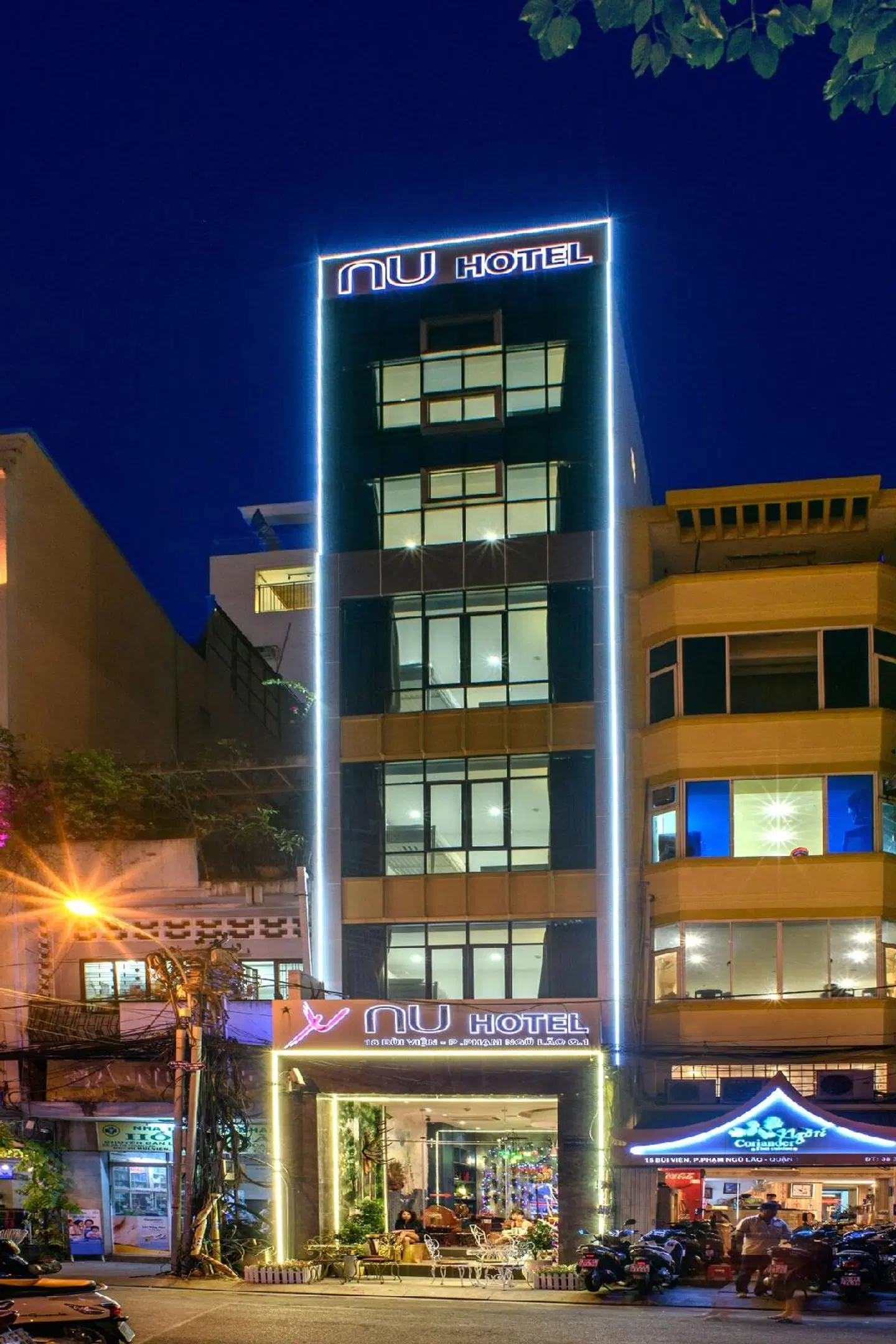Nu Hotel EXTERIOR