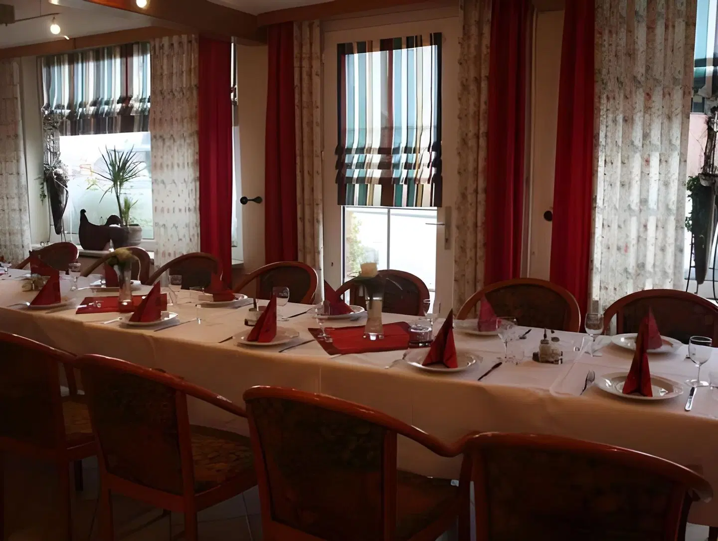 Zum großen Krug Konferenz