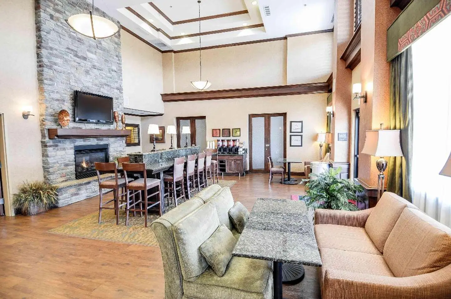 Hampton Inn & Suites Pinedale LOUNGE_LOBBY