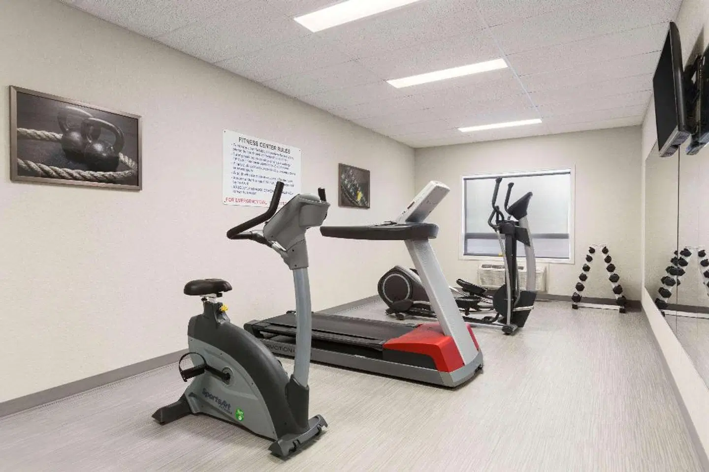 Days Inn & Suites by Wyndham Yorkton SPORTS_AND_LEISURE
