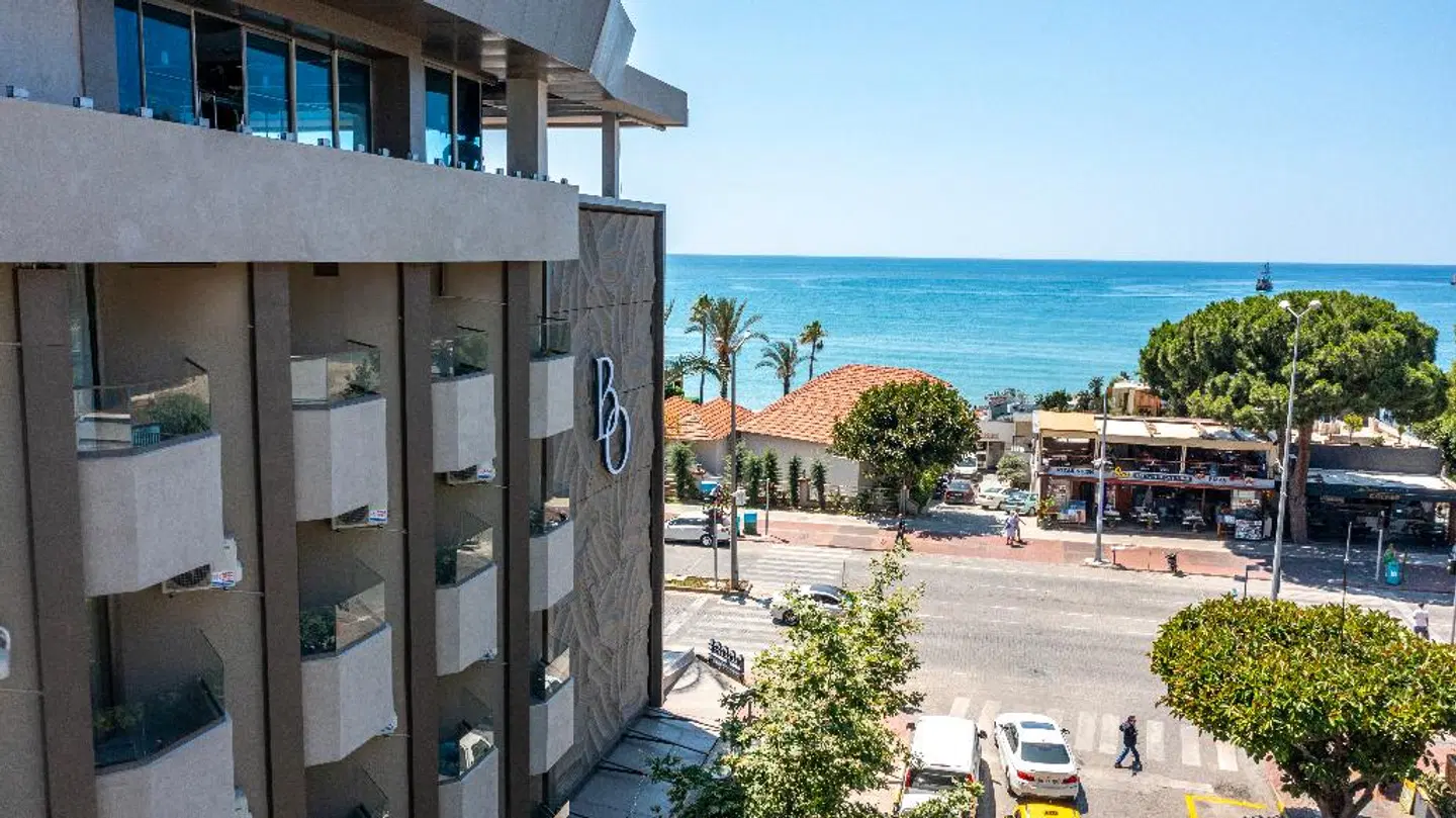 Büyük Otel Terrasse