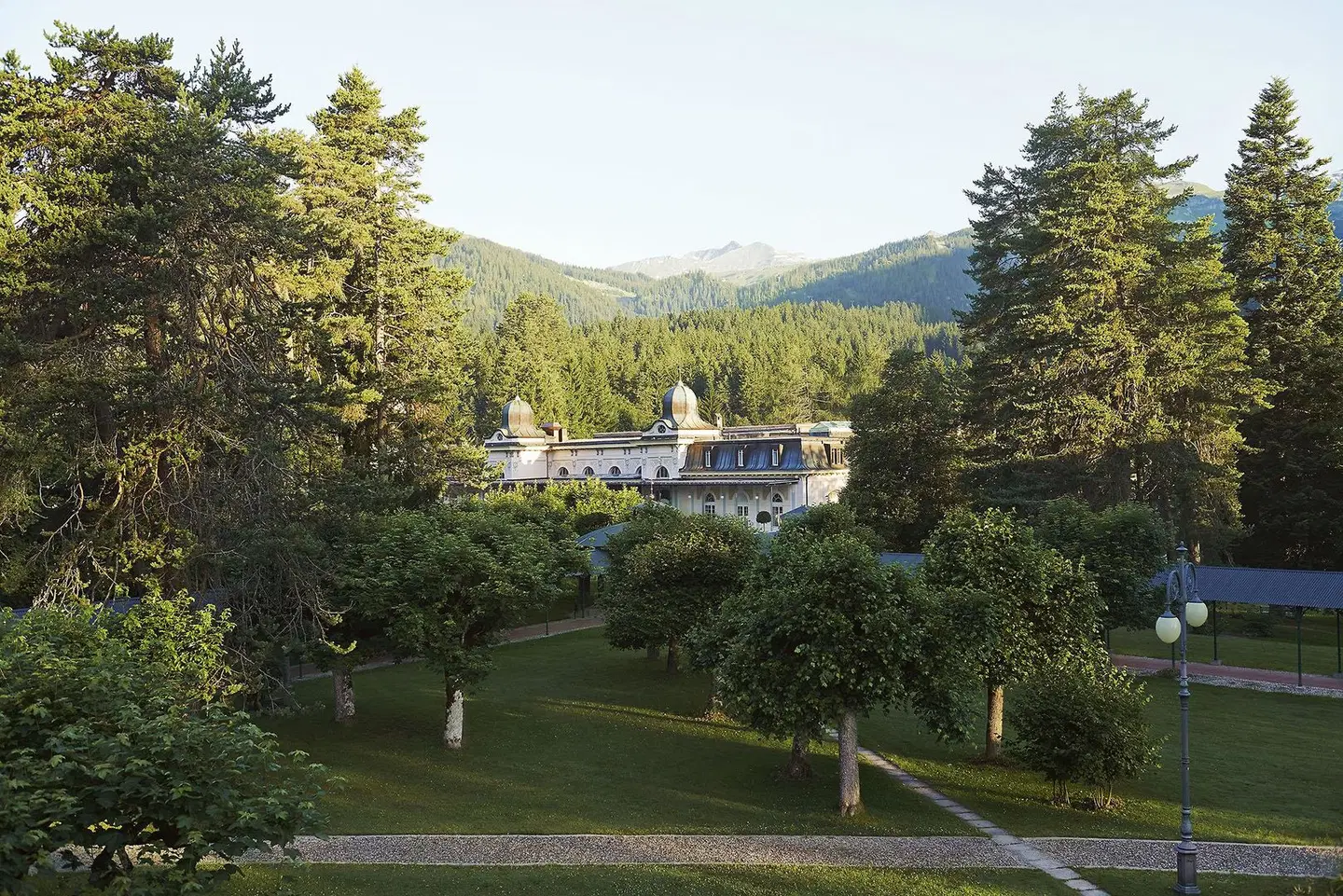 Waldhaus Flims Wellness Resort, Autograph Collection LANDSCAPE