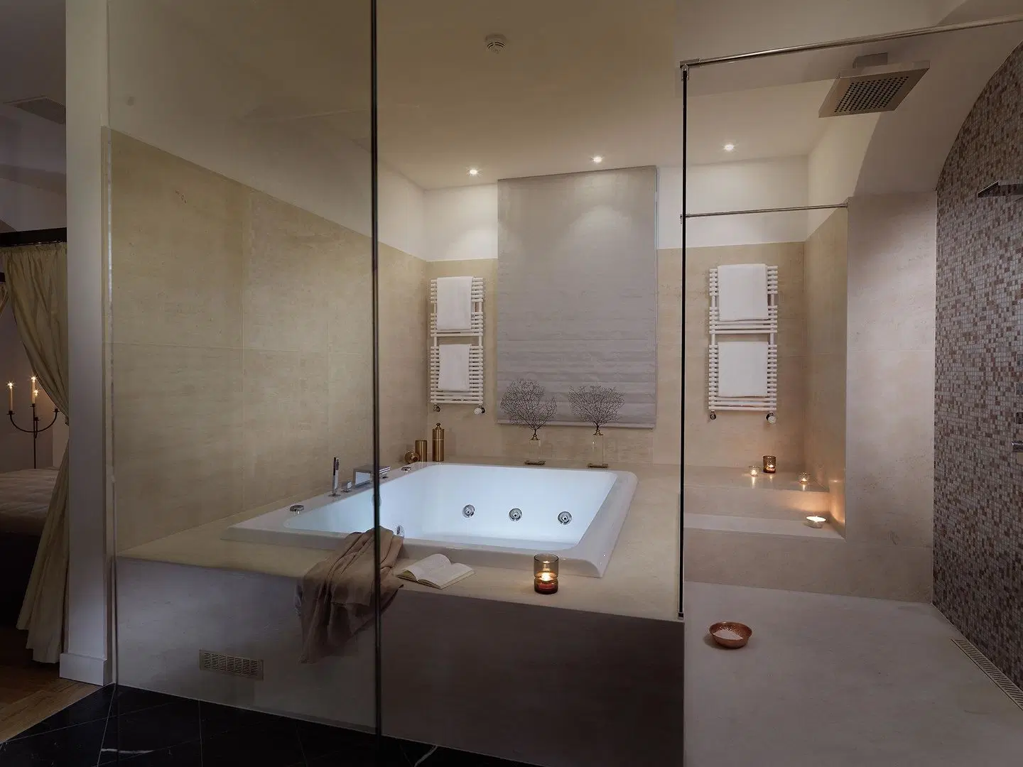 Waldhaus Flims Wellness Resort, Autograph Collection Badezimmer