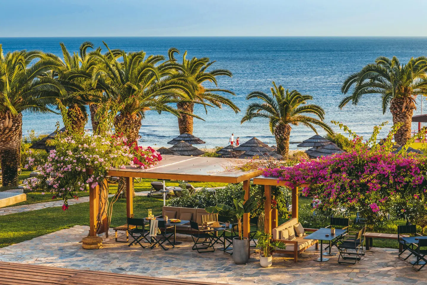 Alion Beach Hotel Terrasse