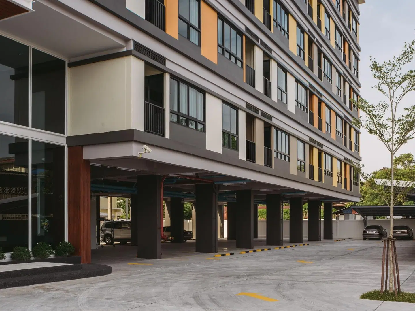 MT Park Residence EXTERIOR