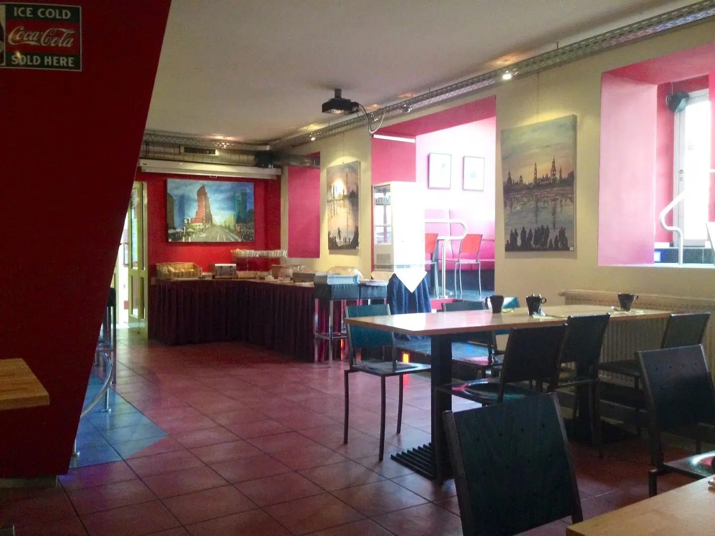 East-Side Bar