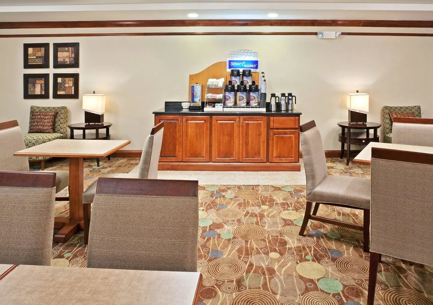 Holiday Inn Express Vancouver Mall-Portland Area LOUNGE_LOBBY