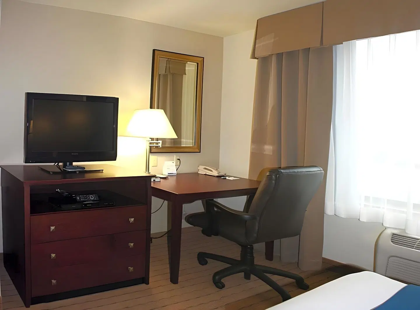 Holiday Inn Express Vancouver Mall-Portland Area ROOM_EXAMPLE