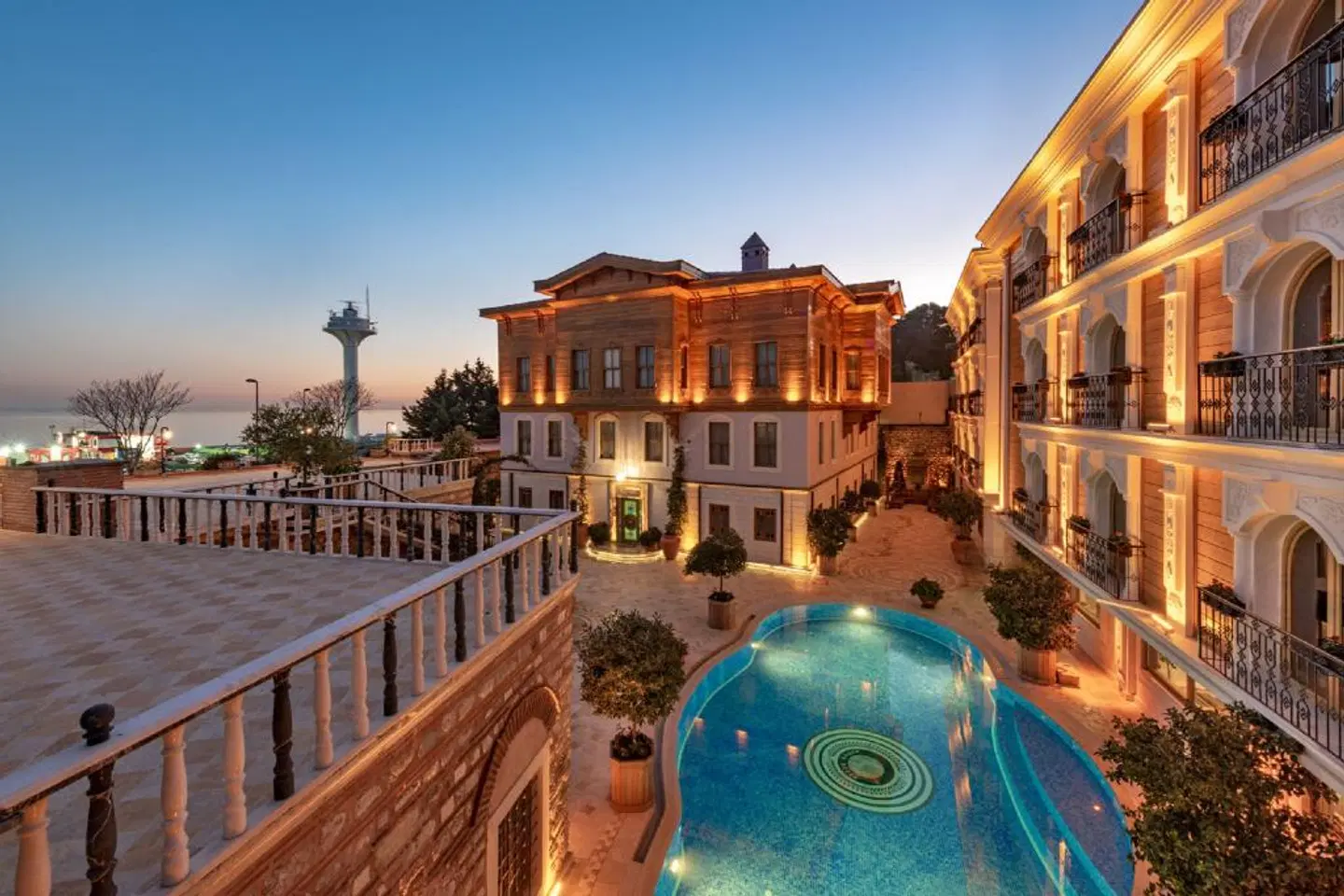 Seven Hills Palace OUTDOOR_POOL