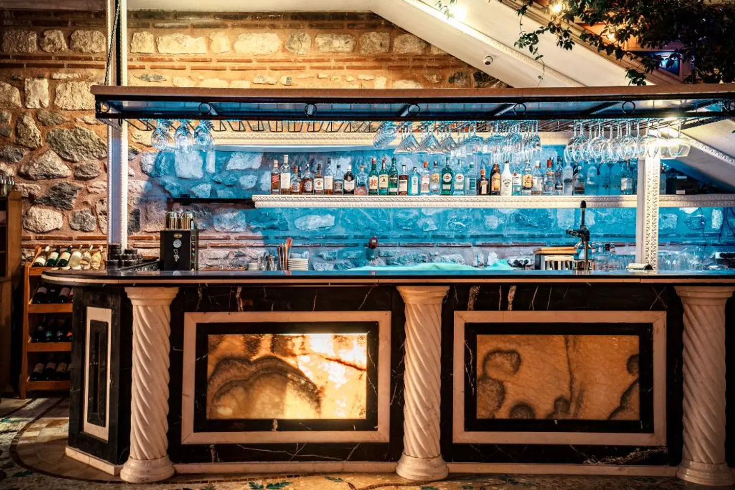 Seven Hills Palace Restaurant