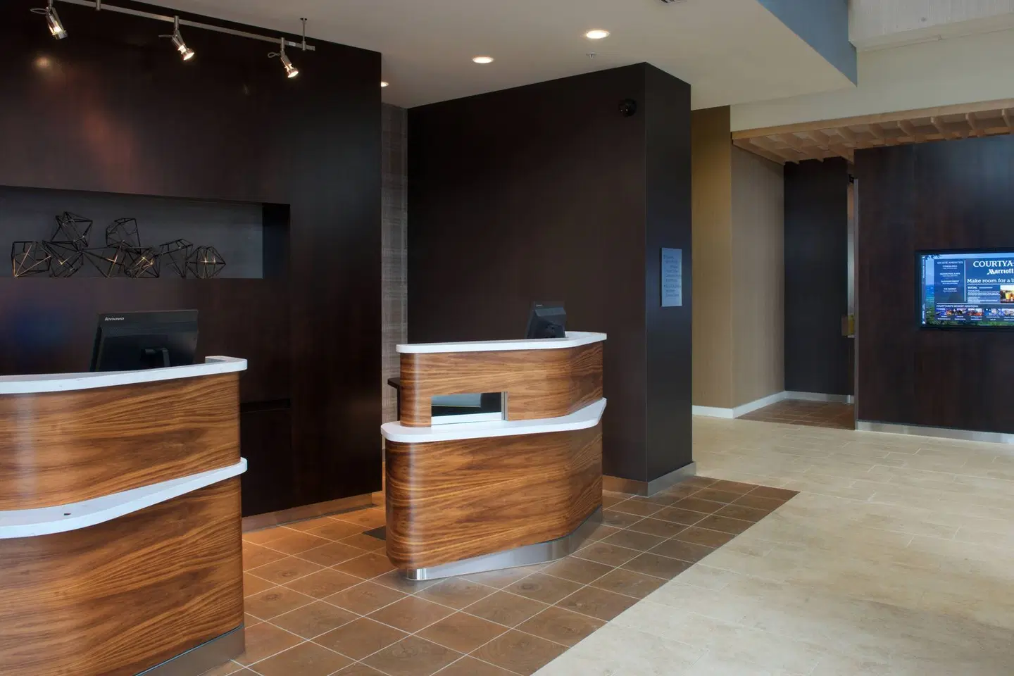 Courtyard by Marriott Seattle Everett Downtown ROOM_EXAMPLE