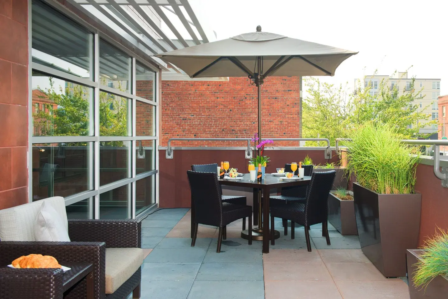 Courtyard by Marriott Seattle Everett Downtown Terrasse