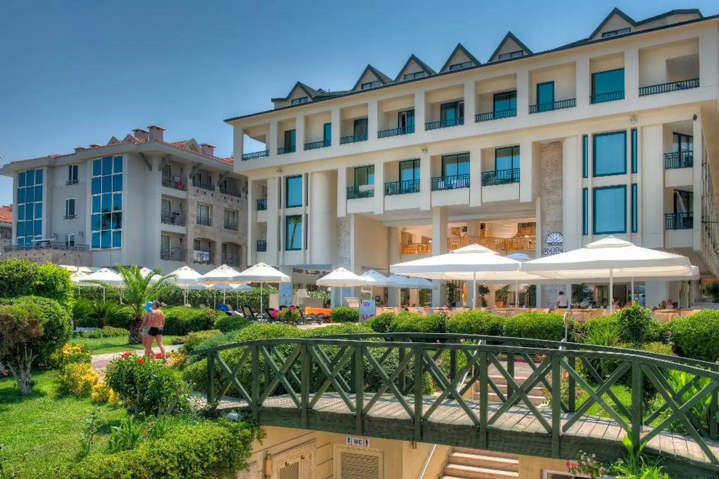 Golden Lotus EXTERIOR