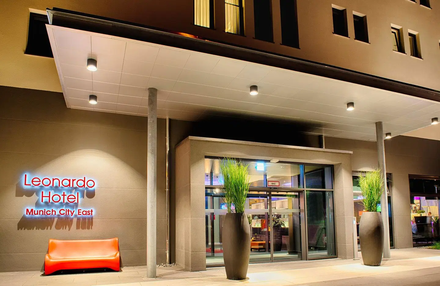Leonardo Hotel Munich City East EXTERIOR