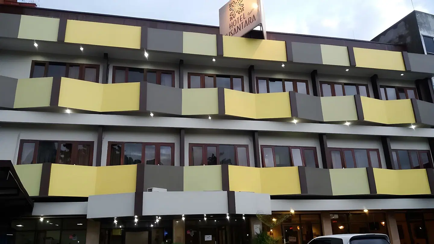 Hotel Nusantara Indah Syariah EXTERIOR