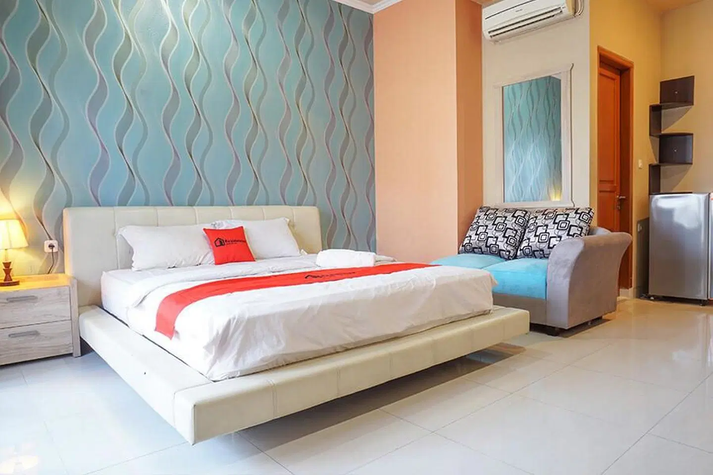 Residences by RedDoorz near Kemang Square ROOM_EXAMPLE