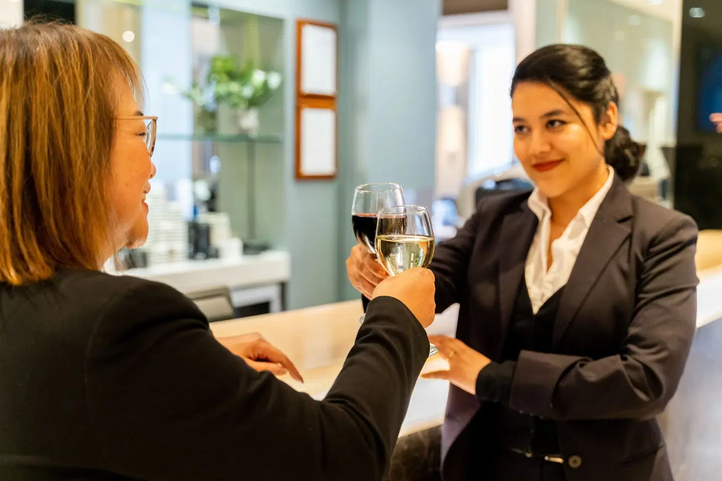 Holiday Inn Parramatta PEOPLE