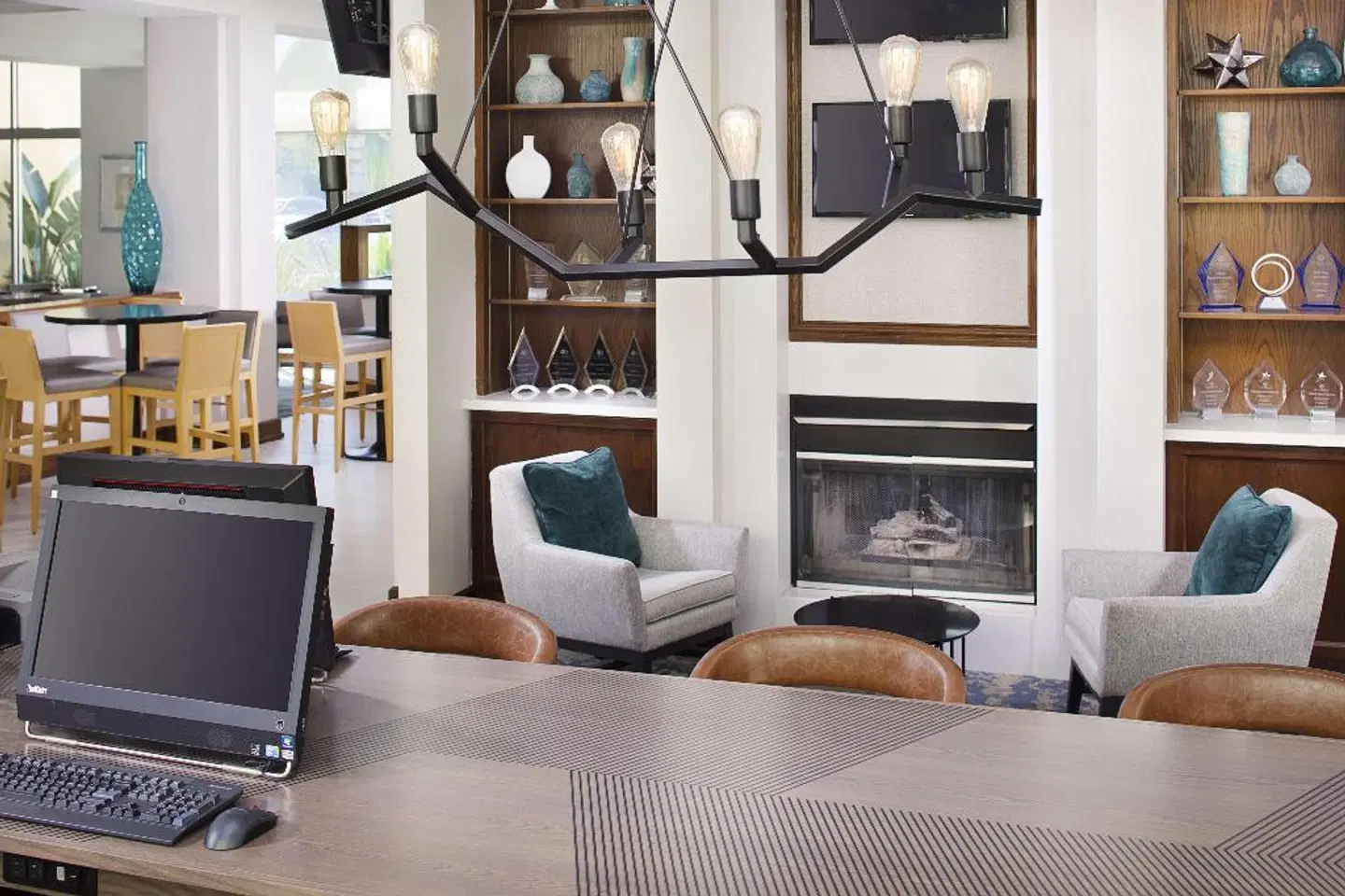 DoubleTree by Hilton Los Angeles/Commerce ROOM_EXAMPLE
