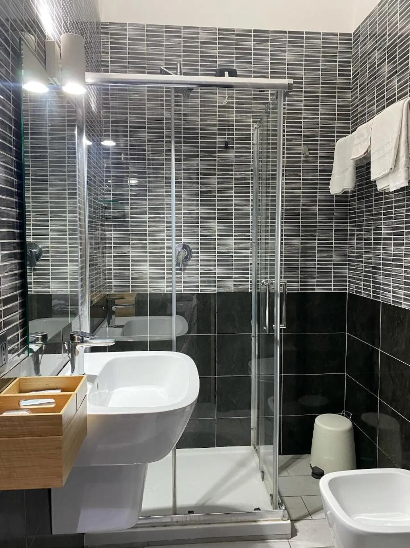B&B Partenopeo Badezimmer