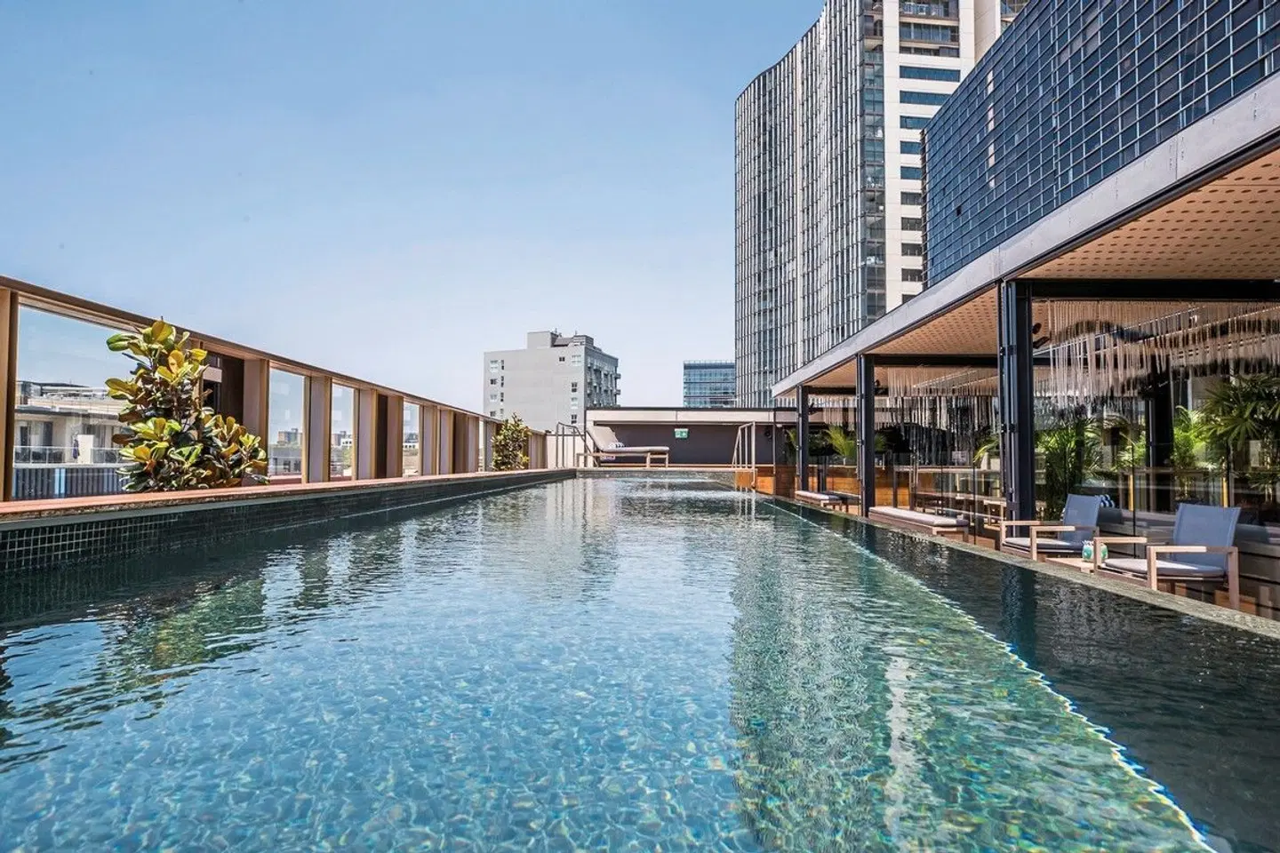 The Old Clare Hotel OUTDOOR_POOL