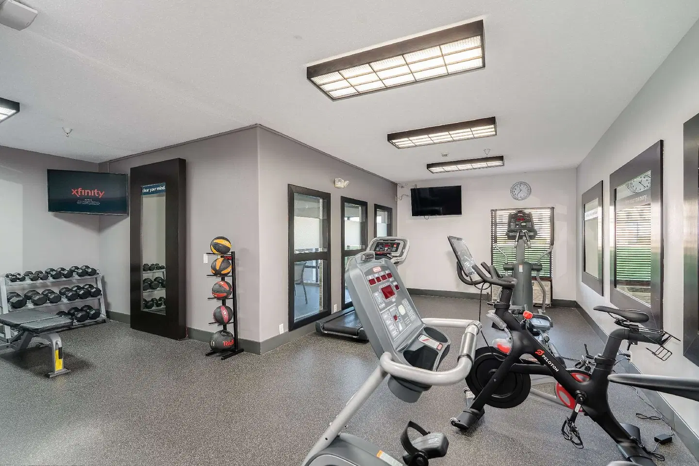Hampton Inn Bloomington West SPORTS_AND_LEISURE