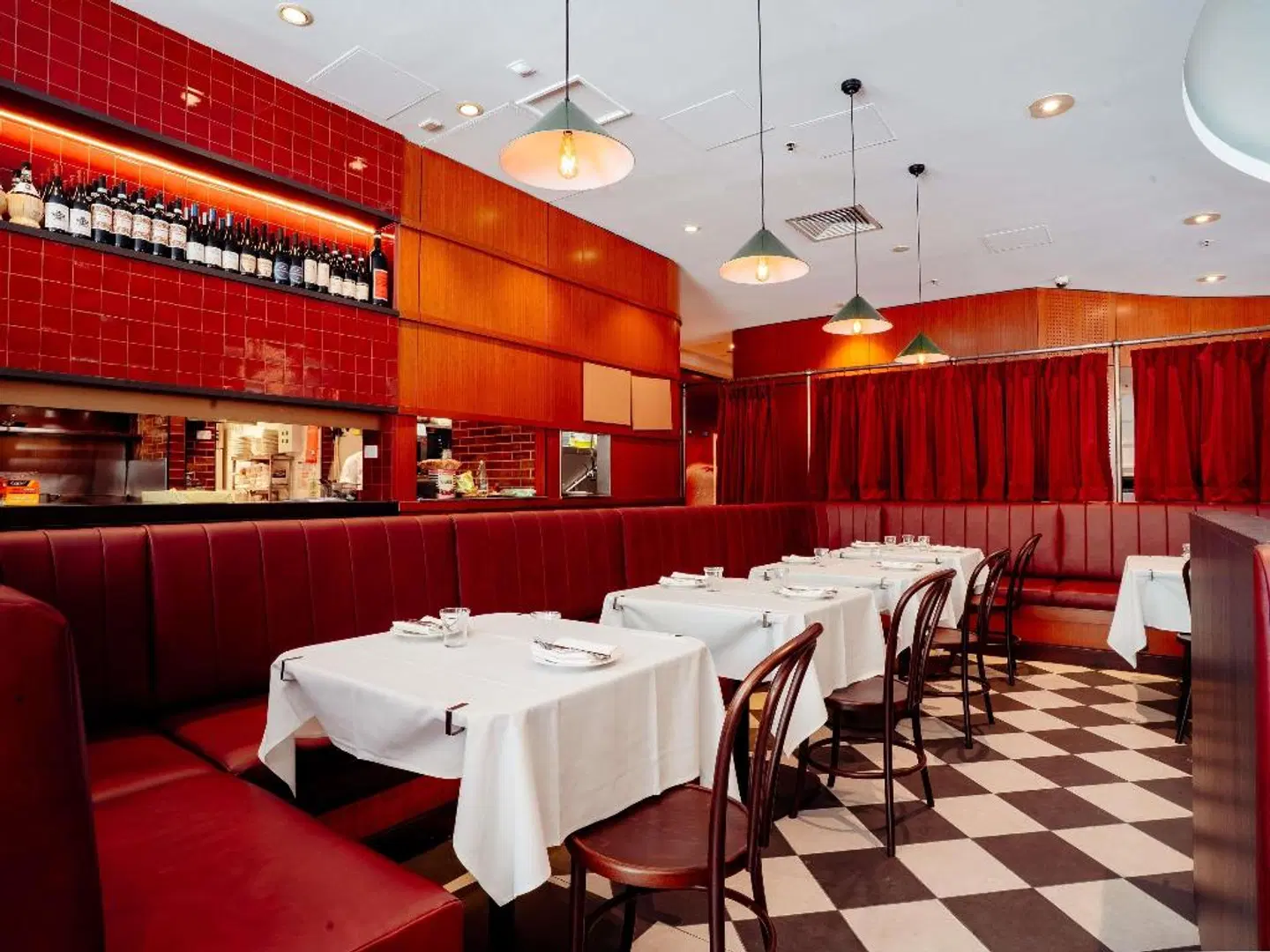 Mantra 2 Bond Street Restaurant
