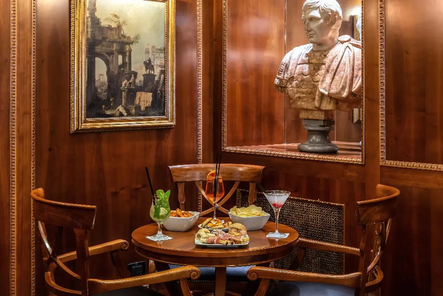 River Palace Hotel RESTAURANT