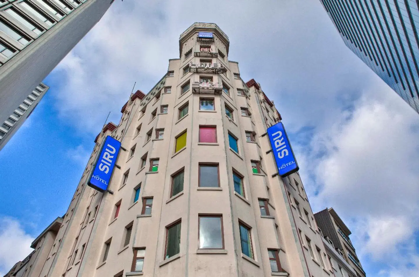 Hôtel Siru EXTERIOR