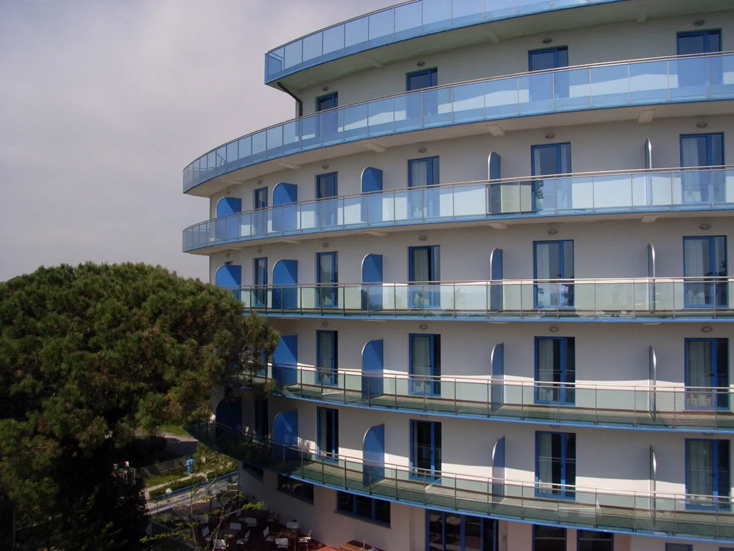 Hotel Cristallo EXTERIOR