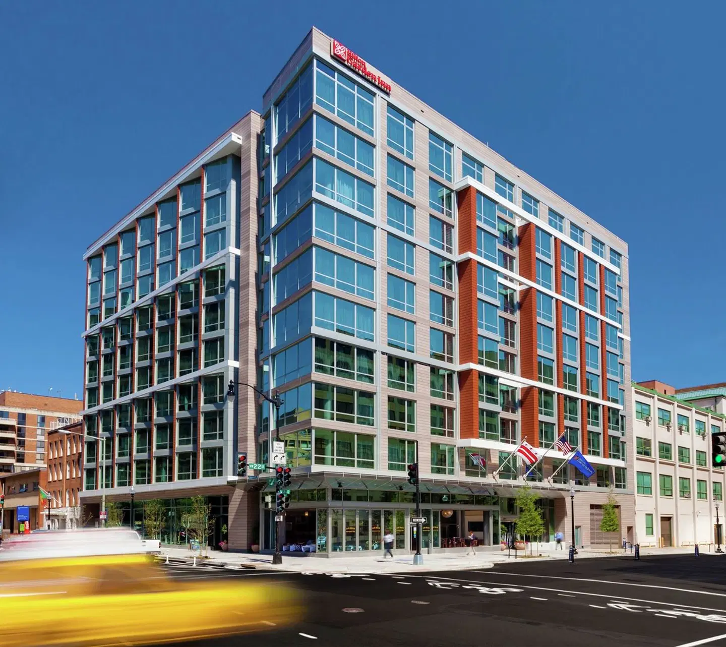 Hilton Garden Inn Washington DC/Georgetown Area EXTERIOR