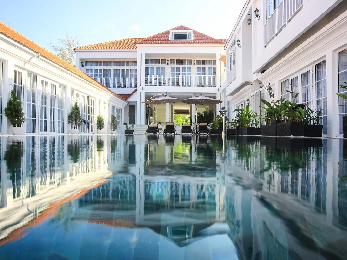 White Boutique Hotel & Residences Terrasse