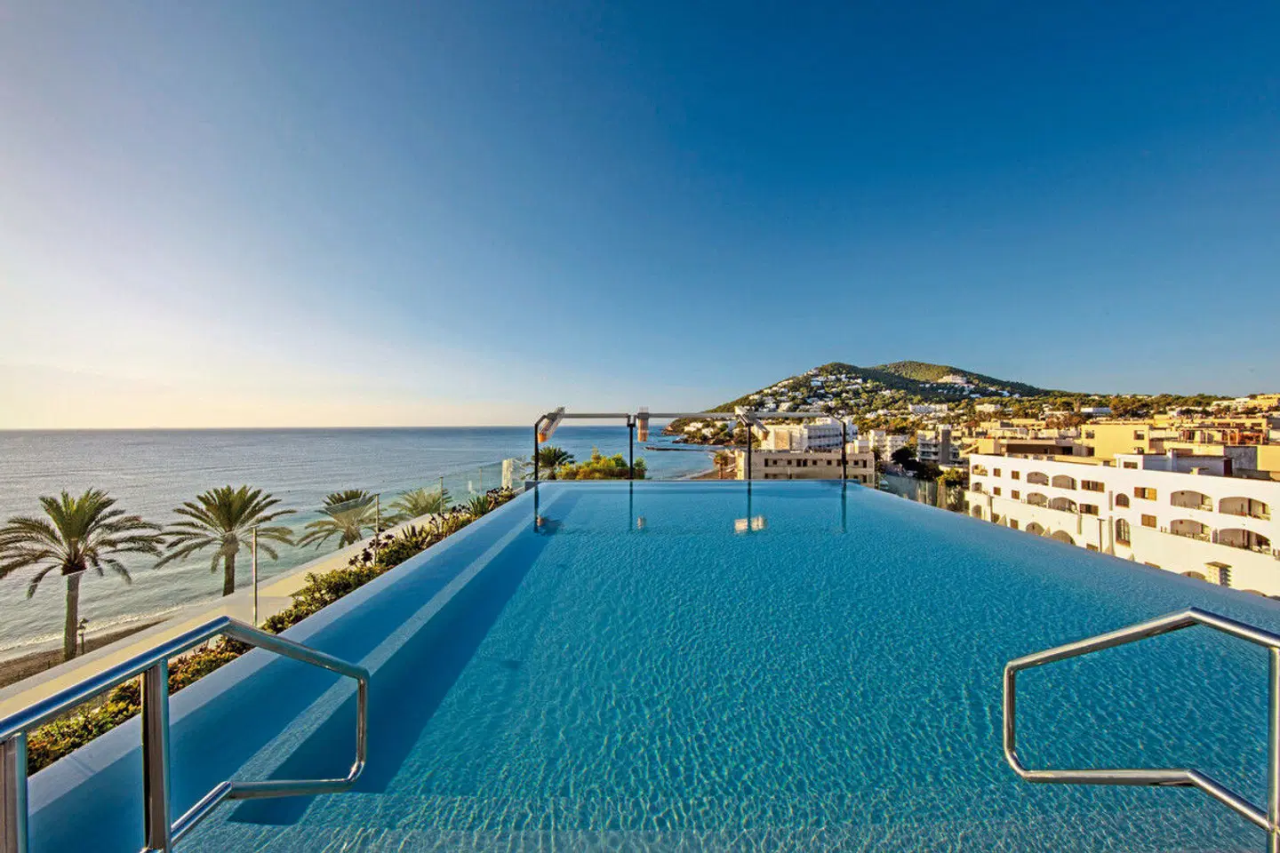 W Ibiza OUTDOOR_POOL