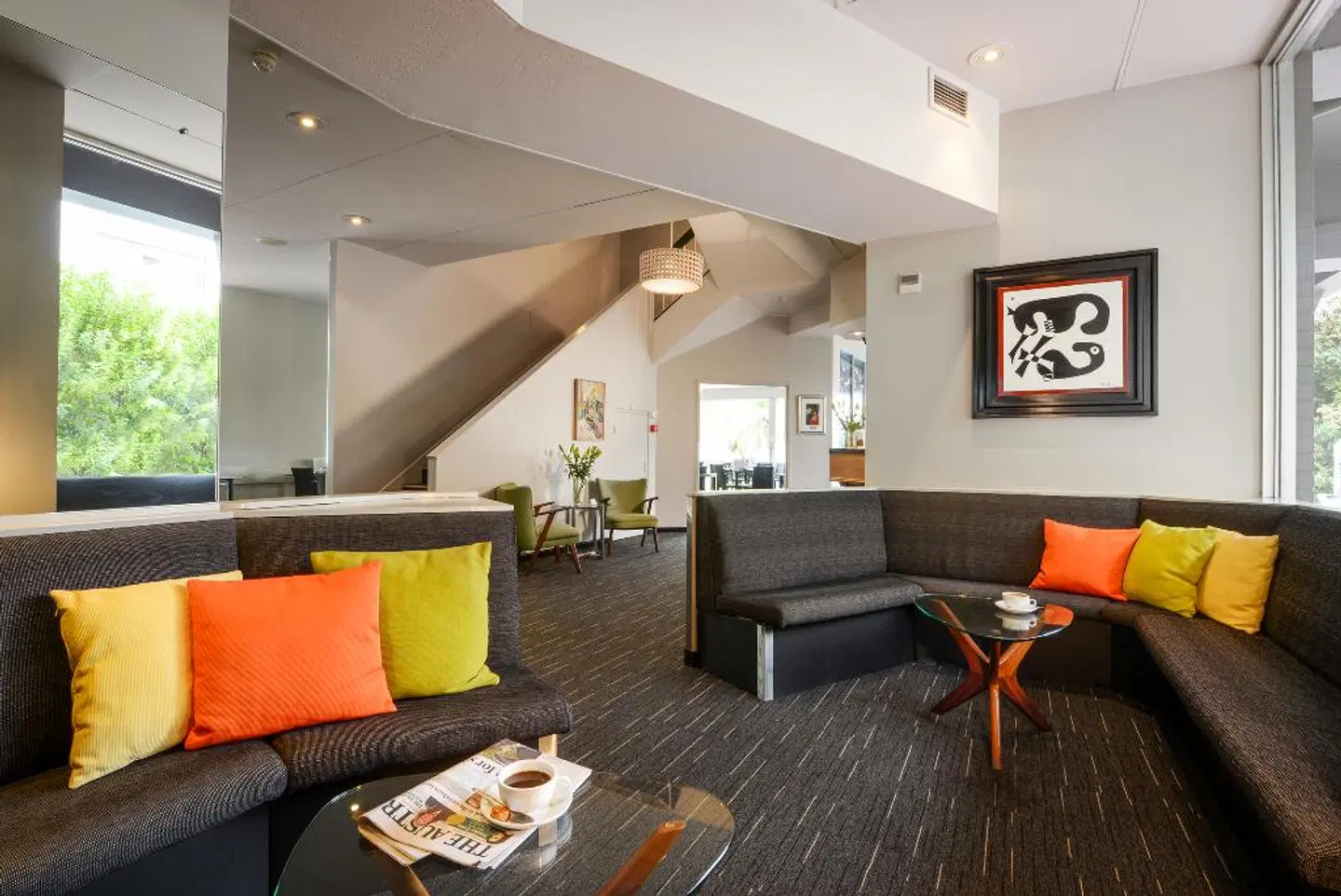 Sullivans LOUNGE_LOBBY
