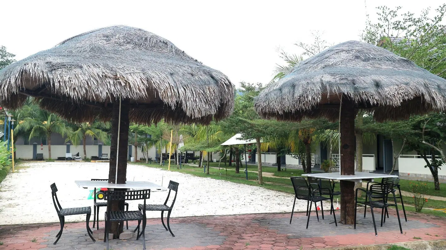 Alia Residence Business Resort BAR