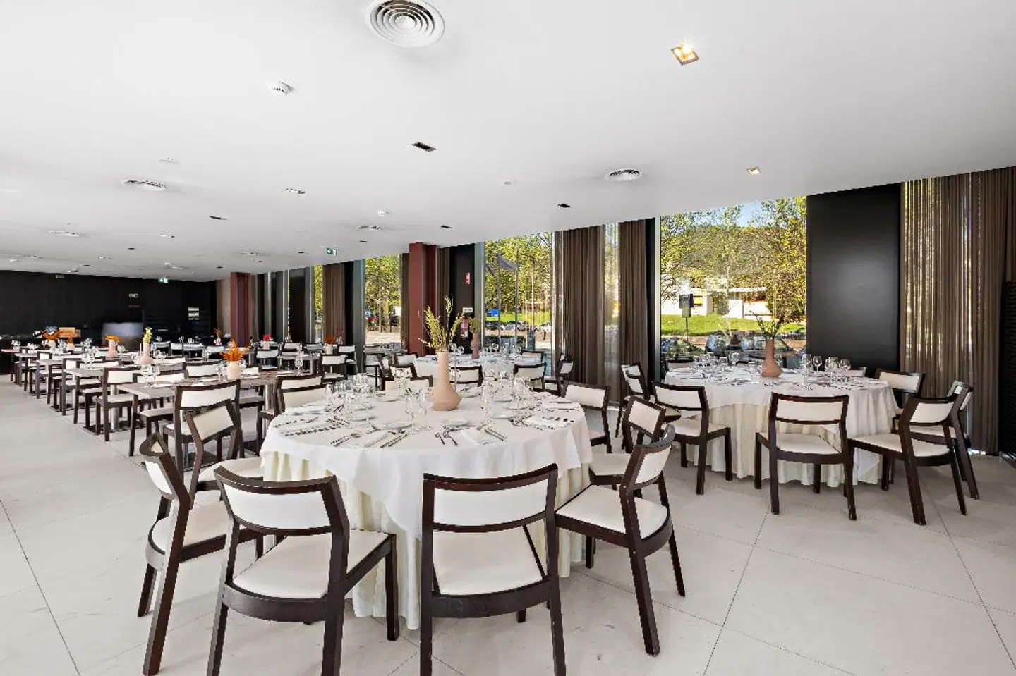 Axis Viana Business & SPA Hotel Restaurant