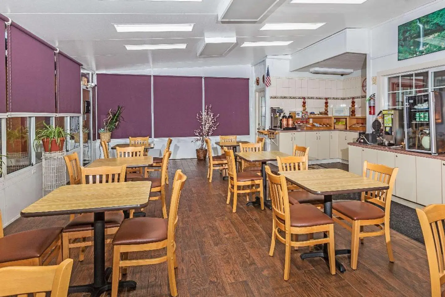 Howard Johnson Inn - Fisherman's Wharf-Santa Cruz Restaurant