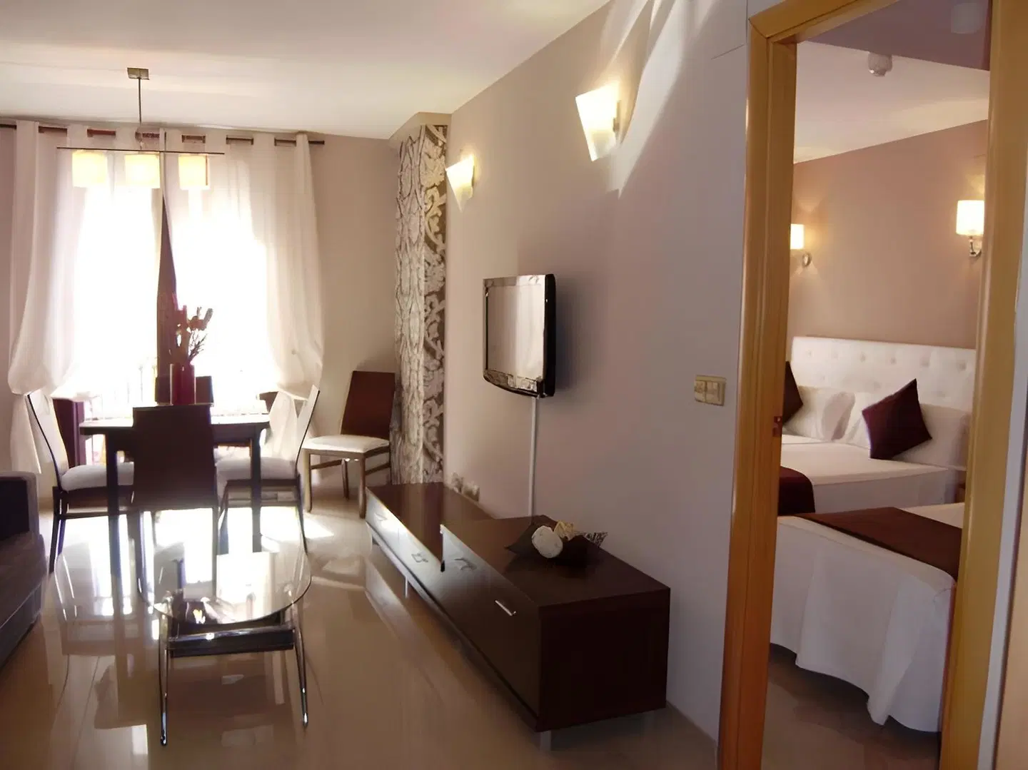 Apartments Ramblas 108 ROOM_EXAMPLE
