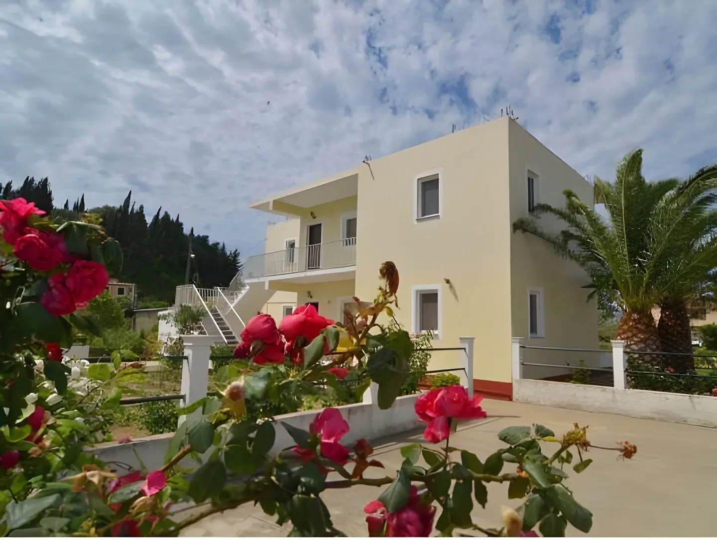 Megali Beach Nikos EXTERIOR